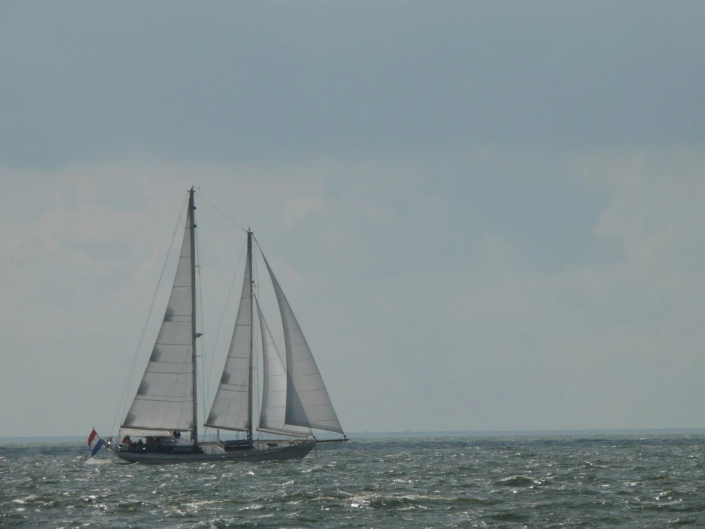 Holland Yacht Partners -