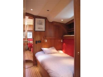 Holland Yacht Partners - Quest cabin
