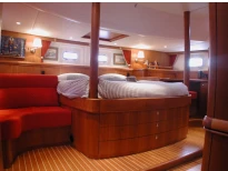 Holland Yacht Partners - Owners cabin