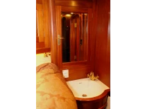 Holland Yacht Partners -