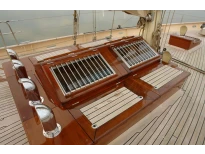Holland Yacht Partners -