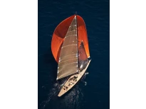 Holland Yacht Partners - Firefly